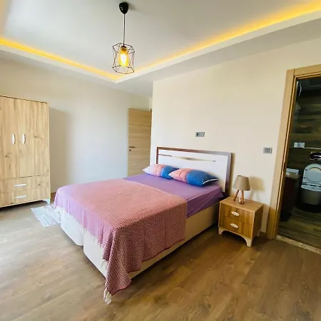 Appartement Sogucakta 2+1 Terasli Denize Yakin Luks
